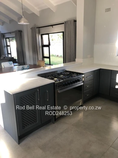Modern 3-Bed Townhouse with Sleek Kitchen in Greendale North, Harare