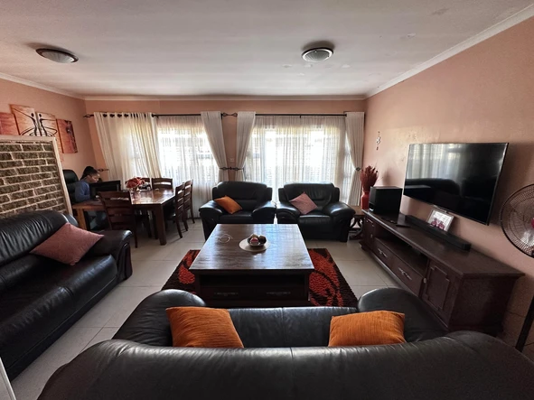 2 Bedroom Garden Flat