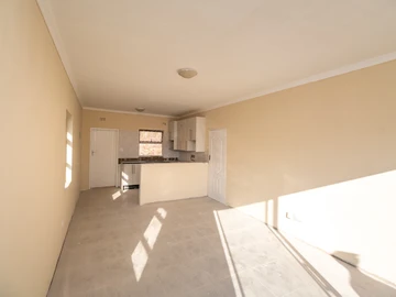 3 Bedroom Garden Flat