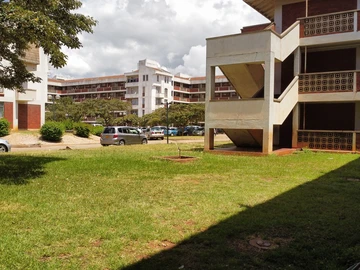 2 Bedroom Flat & Apartment