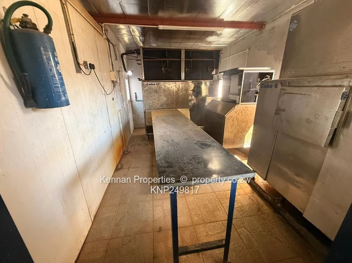 Large Plot With Small Workshop - Lorraine Drive Road Frontage