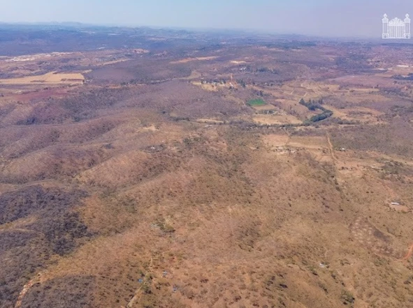 Farm & Agricultural Land