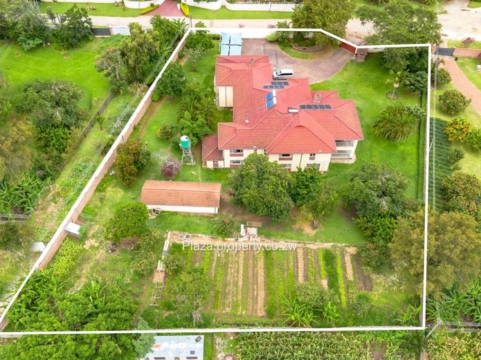 7 Bedroom House for Sale in Mount Pleasant