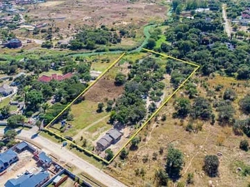 Stands & Residential Land