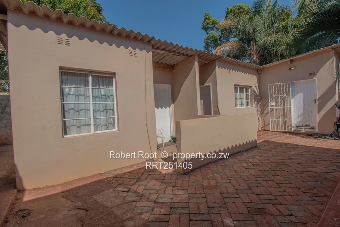  Prime Alexandra Property with endless Potential for Home and Business use