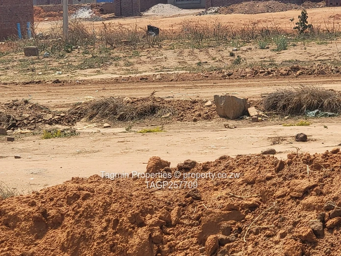 ?? ZIMRE PARK STANDS - MEDIUM DENSITY ?? Prime Residential Stands - Ready to Build!  ? 450sqm - $13,