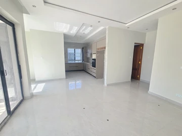 3 Bedroom Flat & Apartment