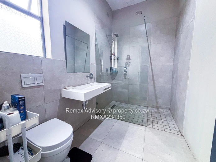 Cozy Cluster Home In Peakwood Village For Sale