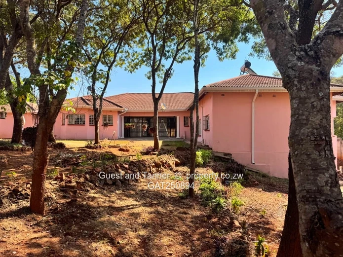 Executive Family Home with Cottage – Quinnington