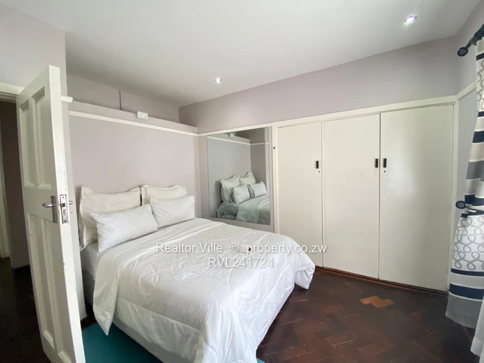 Secure Gated Eastlea Lodge with Spacious Garden & Borehole