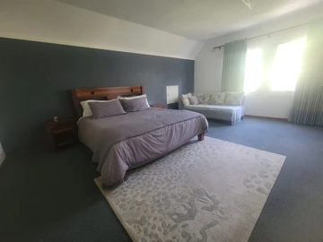 4 Bedroom Garden Flat