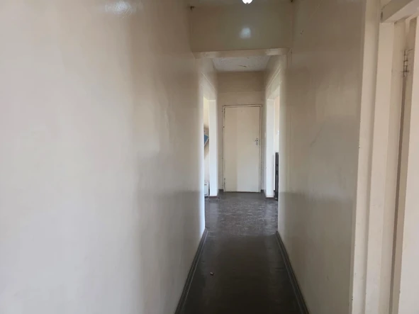 2 Bedroom Flat & Apartment