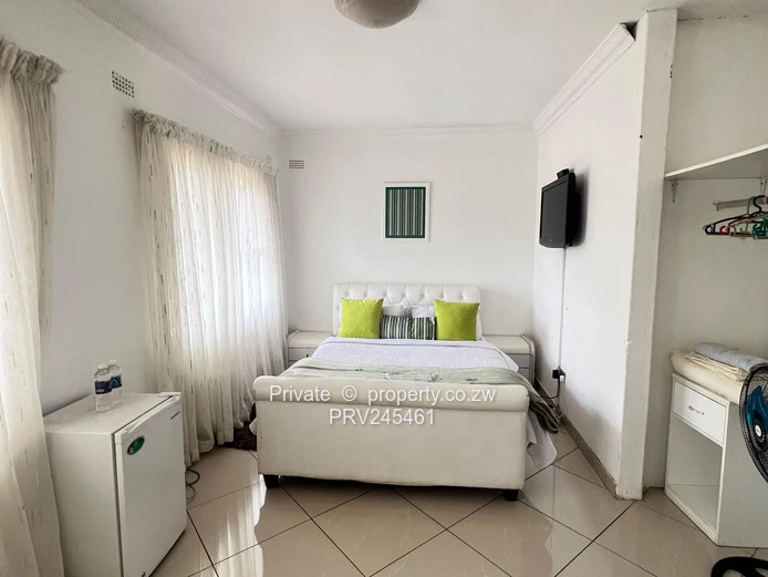 Charming 3-Bedroom Home with Beautiful Garden – Marlborough, Close to Old Mazoe Rd