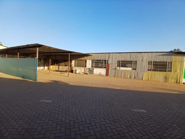 Warehouse & Factory