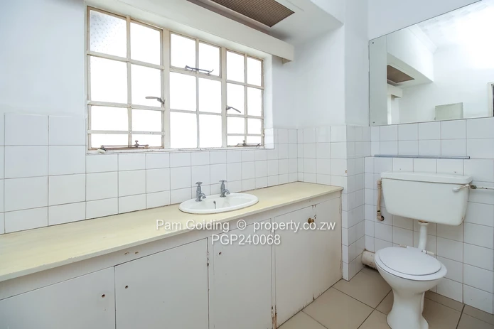 3 Bedroom Duplex In Prime Avenues Location