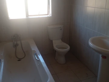 6 Unit Townhouse Complex