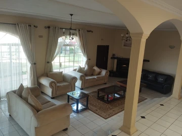 5 Bedroom House