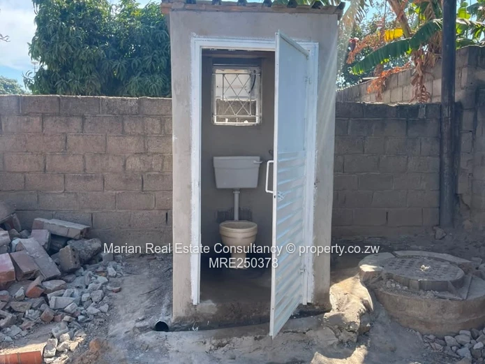 4-Room House, New Magwegwe  For Sale