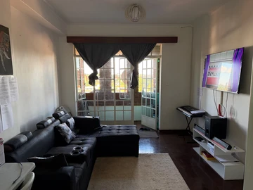 2 Bedroom Flat & Apartment