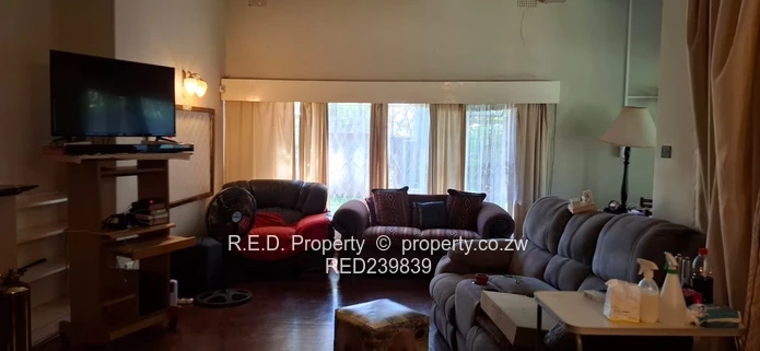 Residential gem, commercial horizon in Suburbs!