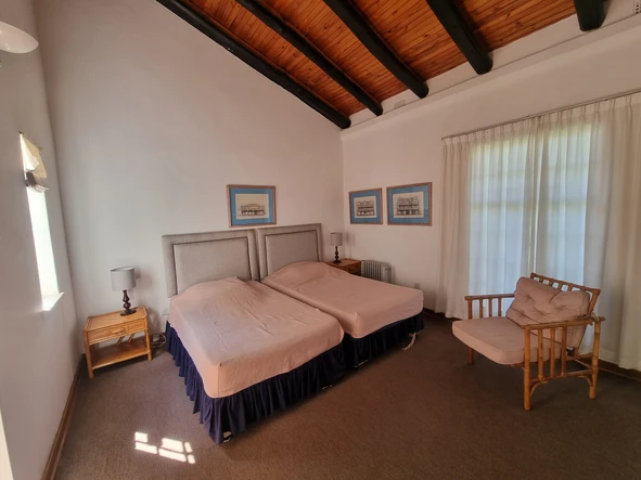 3 Bedroom Flat & Apartment