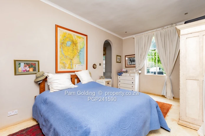 Classic Cape Dutch Architecture in Greendale North / Highlands