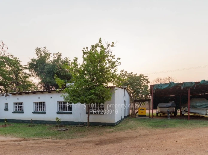 Kariba, Lodge forsale