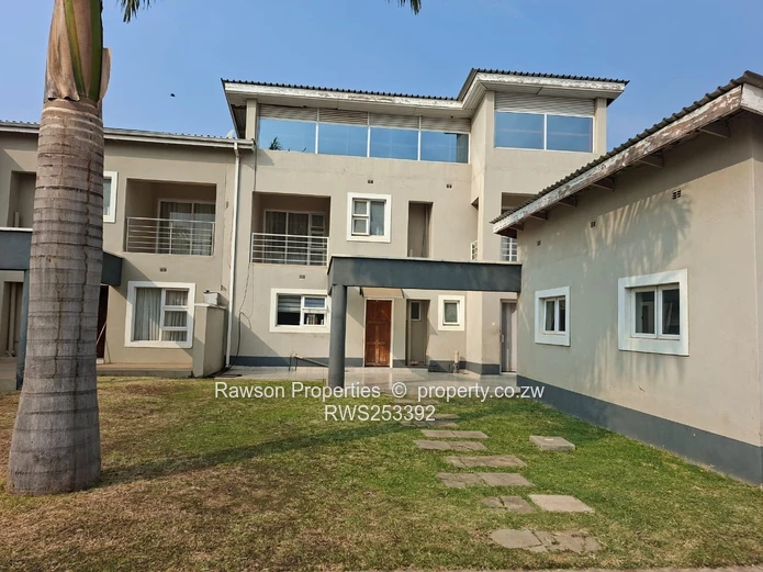 Avondale West Townhouse For Sale