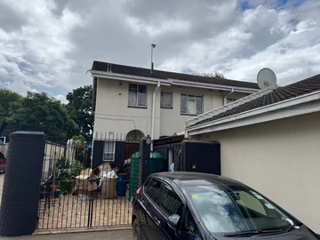 3 Bedroom Garden Flat