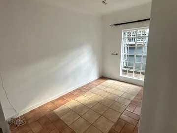 3 Bedroom Garden Flat