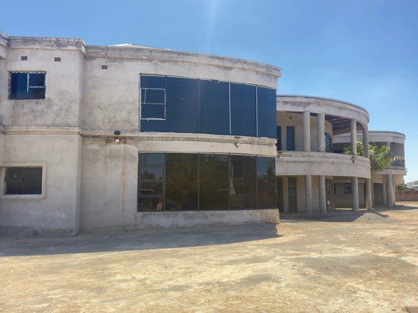 8 Bedroom House