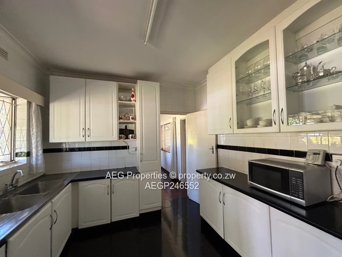 4 Bed Fully Furnished House To Rent 