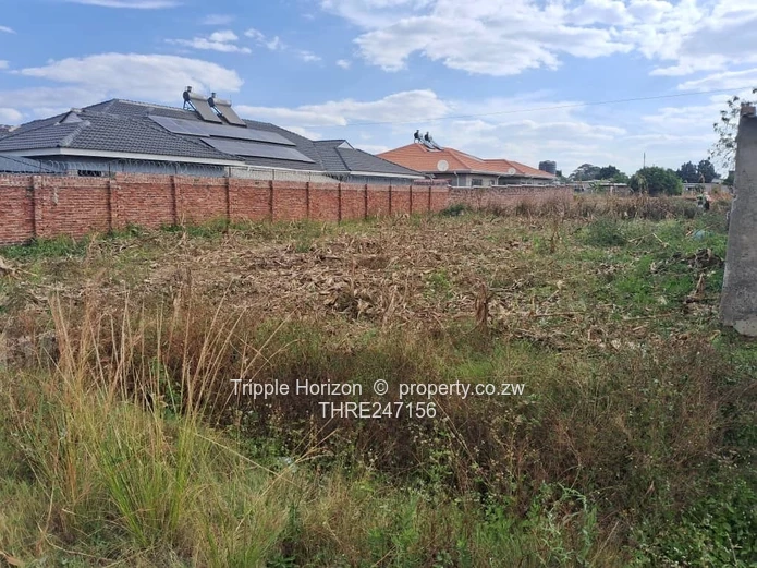 Glaudina 502m² Stand — Tarred Road & Full Services