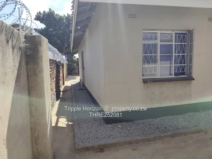 Mainway Meadows 4-Bed Home  (Sole Mandate)