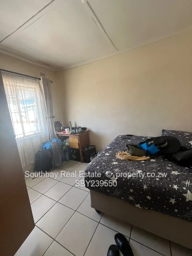 House to let (Sole Mandate)