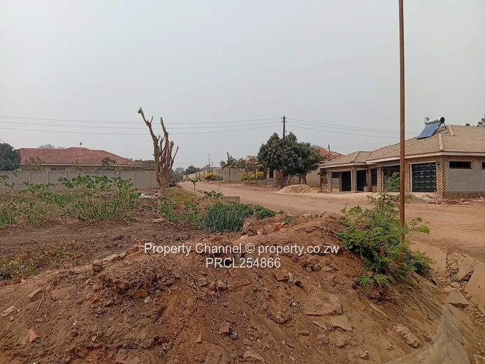 Prime 739 sqm Corner Stand in a Secure Gated Community