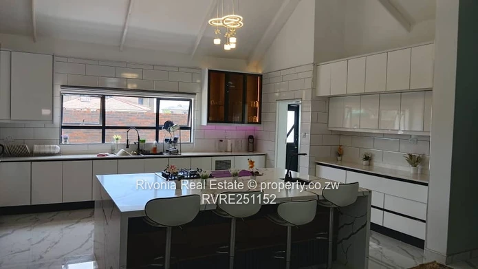 Mount Pleasant Heights: 5-Bed Family Home with Borehole