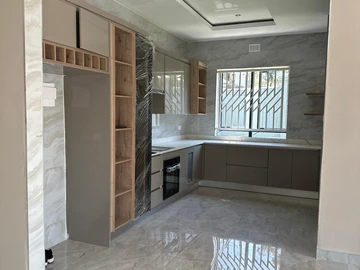 3 Bedroom Garden Flat