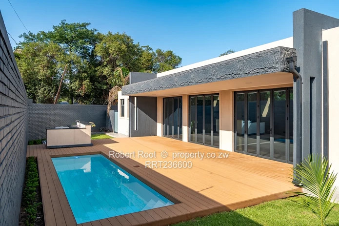 4 bed cluster home in Mount Pleasant