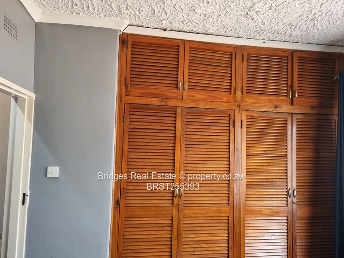 3 BEDS on 1004sqm With  TITLE DEED (Sole Mandate)