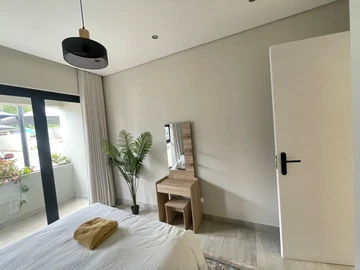 3 Bedroom Flat & Apartment