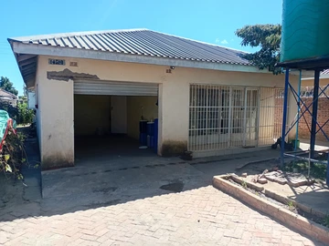 Damofalls Phase (One) 3 Bedroomed House For Sale 