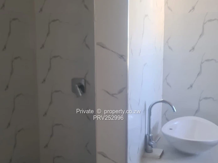 Spacious 3-Bed Zimre Park Flat with Security Grill & Borehole