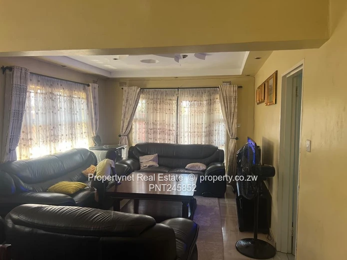 Solid neat family home!!!