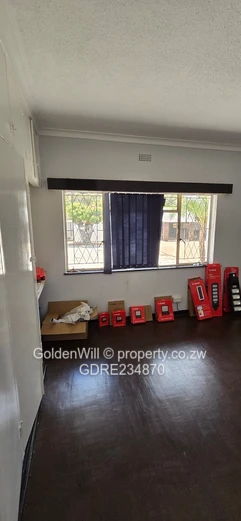 A Commercial House Property For Rental In Eastlea 