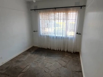 3 Bedroom Garden Flat