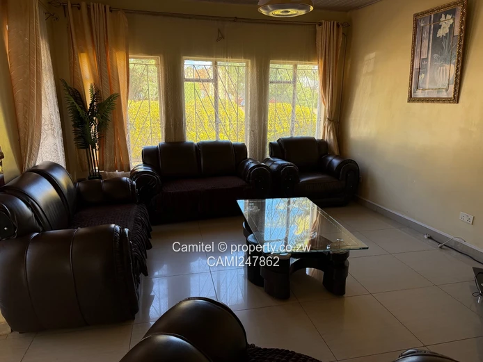 Marlborough 4-Bed Townhouse Complex — Solar, Walled