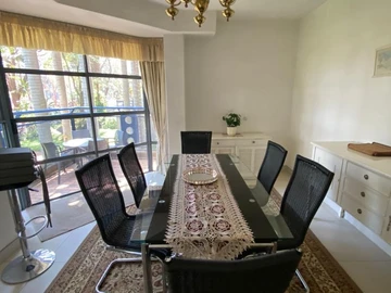3 Bedroom Flat & Apartment