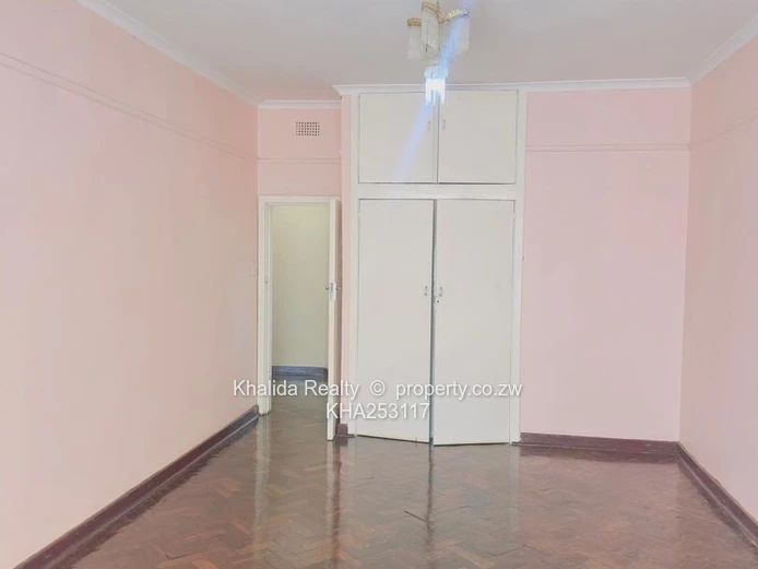 Marlborough House for Rent With a 3 Bed Cottage 