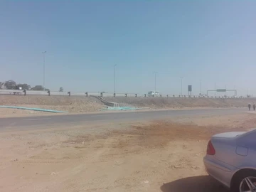 Commercial & Industrial Land